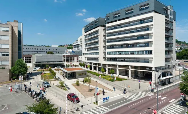 Transfert Maule vers CHU Rouen, Mantes-la-Jolie, Taxi Yvelinois
